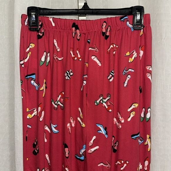 kate spade S Red Multi Stiletto Shoe Print Notch Collar Long Sleeve Pajama Set - Picture 15 of 16